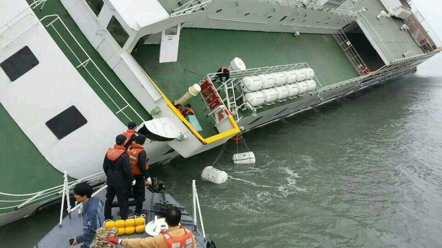 Șeful companiei maritime care gestiona feribotul naufragiat, arestat - 0008cd2c64248110900-1399533081.jpg