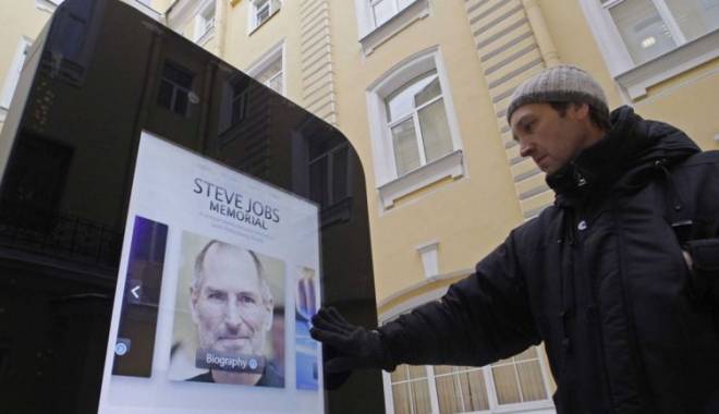 Rusia va interzice comercializarea iPhone și iPad de la 1 ianuarie 2015 - 0011766664-1415187839.jpg