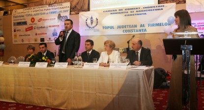 Premii, trofee și distincții de excelență, la Topul județean al firmelor pe 2009 - 0029840be189e5c1c5667a8843120a08.jpg