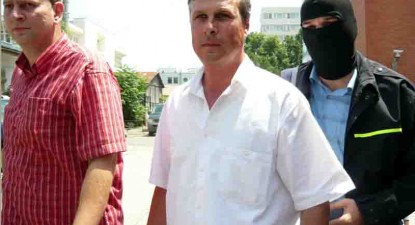 Polițiștii Zorilă, Costea și Drăguț - deferiți DNA-ului, restul de 40 de persoane din dosarul 