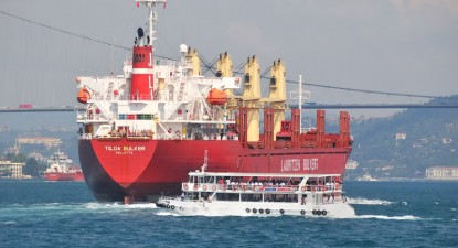 Turcia vrea să restrângă traficul tancurilor petroliere prin strâmtorile Bosfor și Dardanele - 00595c0d01d488a33a068852a0c6b2b8.jpg
