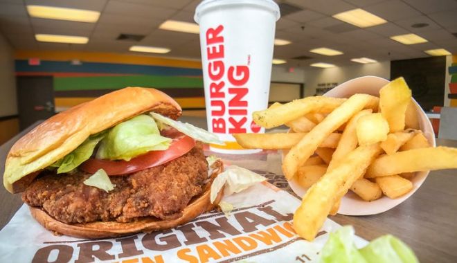 SURPRIZĂ! Un celebru lanț de fast food revine în România - 01032217bfychickencarroll2e16d0b-1544789791.jpg