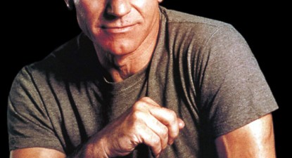 Patrick Stewart, interpretul lui Jean-Luc Picard, va fi înnobilat de regina Elizabeth a II-a - 01d78762404bda95e72a3f612703cd77.jpg
