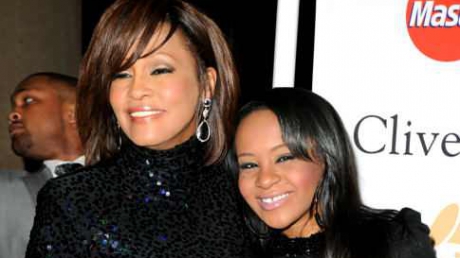 Fiica lui Whitney Houston, în spital cu probleme grave - 0211whitneyhoustonbobbikristina9-1329134754.jpg