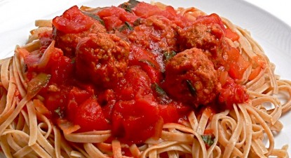 Chifteluțe din carne de pasăre cu morcov și cartof (de la un an) - 0361f1baaa8ed070dfe62ae2245bcbed.jpg