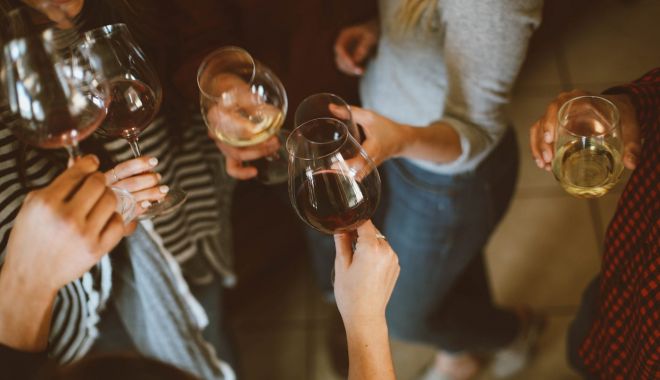 Localurile publice care vând alcool minorilor vor fi amendate și vor avea activitatea suspendată - 036uemkppquktsca4-1684858371.jpg