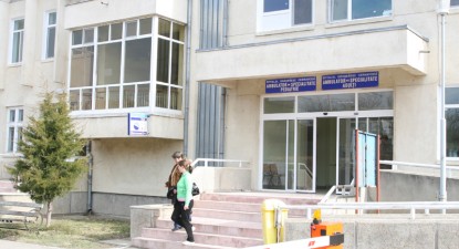 La Cernavodă, e vrajbă mare între spital și primărie - 03ee341f533aef1c55caf3b2eae3175c.jpg