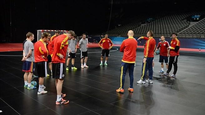 Echipa națională de futsal a României, învinsă de Rusia - 0402sportfutsal-1391508135.jpg