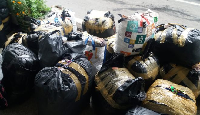 Ce au descoperit polițiștii de la Vama Veche în bagajele a 21 de români - 04101-1570170655.jpg