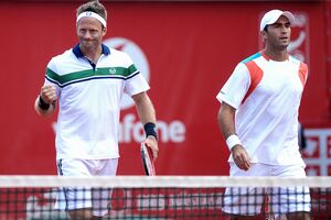 Tenis: Tecău și Lindstedt, calificați în finala de dublu la BRD Năstase Țiriac Trophy - 0427184968309417-1335542235.jpg