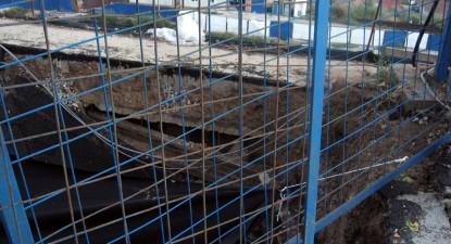 Strada Traian, ciuruită de noi cratere - 04e13a29797afb2d39c78104bfc8ab48.jpg
