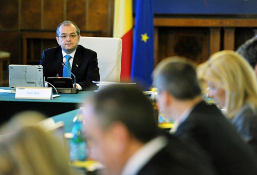 Guvernul se reunește pentru a discuta bugetul de stat pentru anul 2012 - 04sedintaguvernagerpres-1322207135.jpg