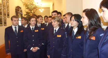 Absolvenții școlilor și Academiei de Poliție vor fi angajați în decembrie - 055b74a879ba0a14f822fd97e071e899.jpg