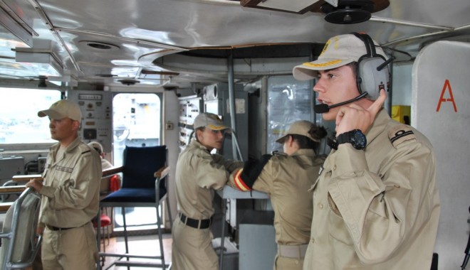 Peste 300 de MARINARI ROMÂNI participă la NATO Breeze 2014 - 05m-1404808348.jpg