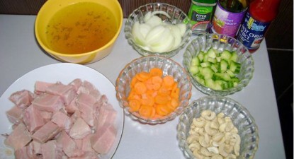 Porc cu nuci caju - 06c18b3b6efcda74c9893bb840acd28e.jpg