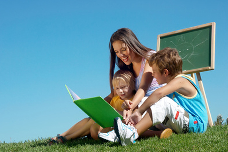 Cursuri gratuite pentru bone, în Constanța - 06marzobabysitter-1340204751.jpg