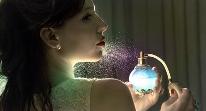 Parfumul, cel mai incriminat produs cosmetic pentru declanșarea alergiilor - 080261e4427a081fc6e637b654f590ee.jpg
