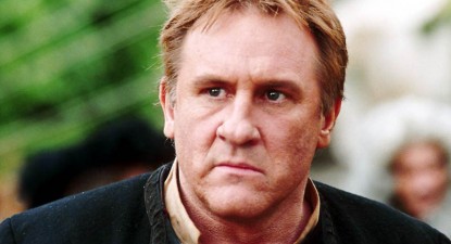 Gérard Depardieu a vandalizat o mașină - 09c0167748423caf8f488def8d69c045.jpg