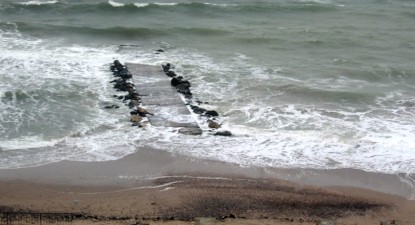 Digurile din Eforie Sud, acoperite de apă (galerie foto) - 0d2cea9b4ea675237405d236367f7b5e.jpg
