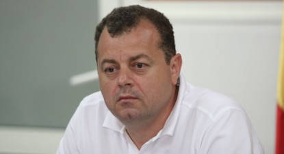 Senatorul Banias, pus sub acuzare pentru favorizarea infractorului - 0dbacdd0fb2f6394763a58a7714e99ab.jpg