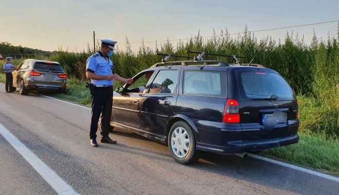 PERICOLE PE ȘOSELE: șoferi beți și cu permisele auto suspendate, trași pe dreapta de Poliție! - 0e3c76a0fb8142f1bacfb222db2fa4a6-1627986548.jpg