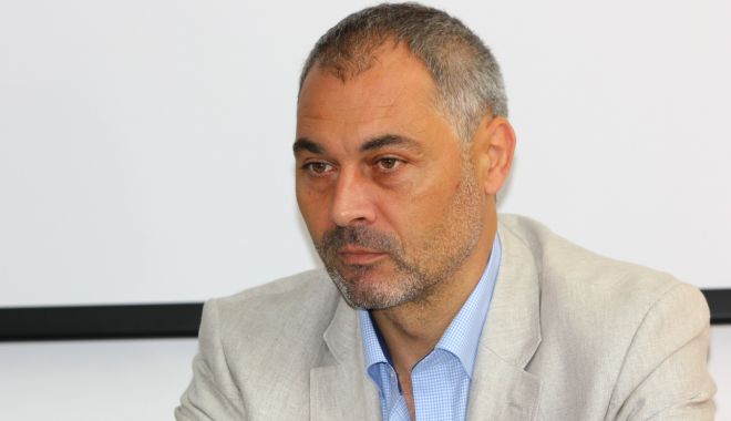 Fostul director al CJAS Constanța, Dragoș Poteleanu, escortat la închisoare - 0e52b7a942cd41a1ba4a28c24d314cd6-1603880294.jpg