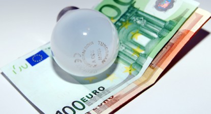 S-a trezit cu o factură de 8.000 de lei la curentul electric - 0e8d9cfc6354a4255226434959b8c15e.jpg