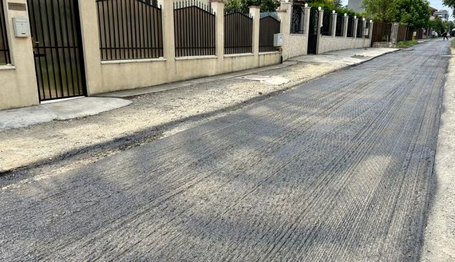 Se reabilitează carosabilul pe două străzi din cartierul Palazu Mare