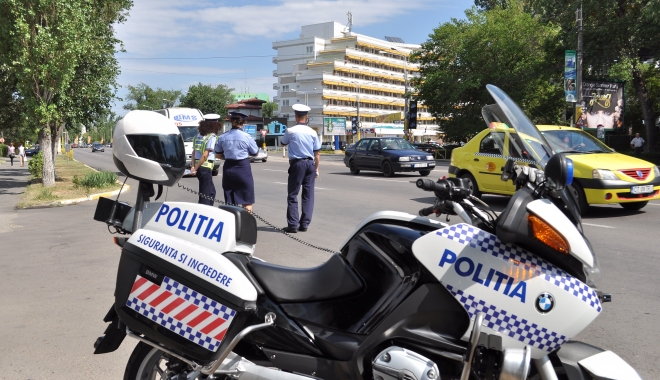 POLIȚIA ROMÂNĂ ORGANIZEAZĂ UN NOU CONCURS PENTRU ANGAJĂRI DIN SURSĂ EXTERNĂ. 700 de posturi au rămas neocupate - 1-1464242196.jpg