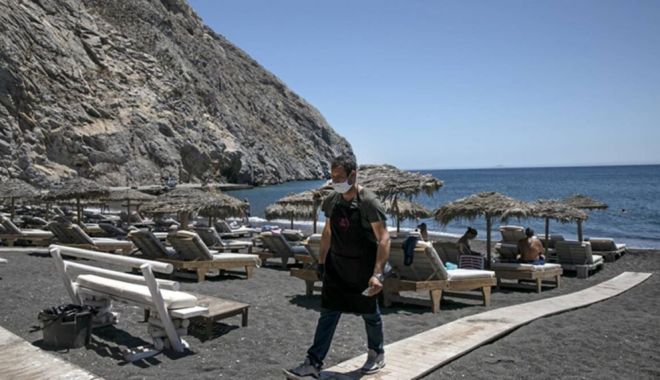 Grecia va extinde restricțiile în câteva zone turistice importante din cauza creșterii numărului cazurilor de COVID-19 - 1-1597847456.jpg