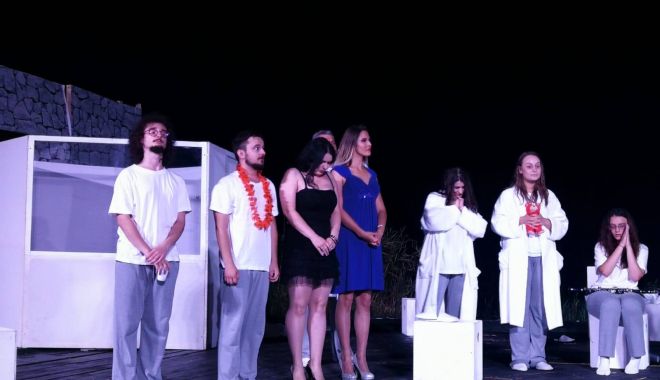 Seri de teatru la Pontul Euxin pentru toate vârstele - 1-1597933015.jpg