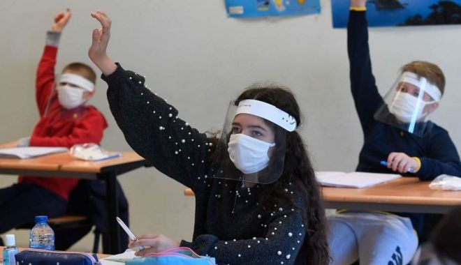 OMS: Copiii din Europa trebuie să se întoarcă la școală în condiții de siguranță - 1-1598889897.jpg