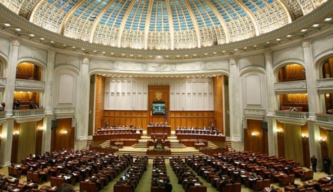 Inițiativă legislativă: 10 august, Ziua națională a demnității cetățenilor români - 1-1599145202.jpg