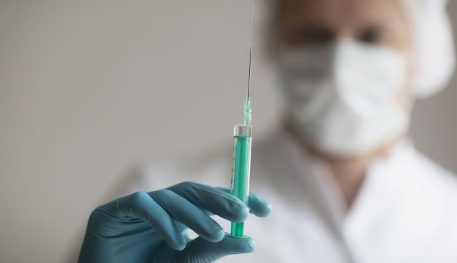 Ruşii au început testarea vaccinului împotriva COVID-19 pe moscoviţi - 1-1599667221.jpg