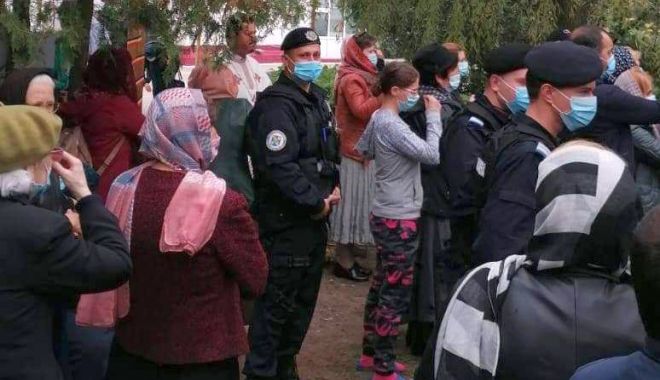 Jandarmii au sancţionat populaţia pentru nepurtarea măştii - 1-1604072290.jpg