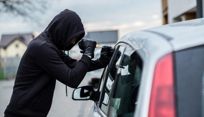Continuă acţiunile de prevenire a furturilor din autoturisme - 1-1604670418.jpg