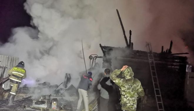11 oameni au murit noaptea trecută într-un incendiu de la o casă de bătrîni din Rusia - 1-1608042162.jpg