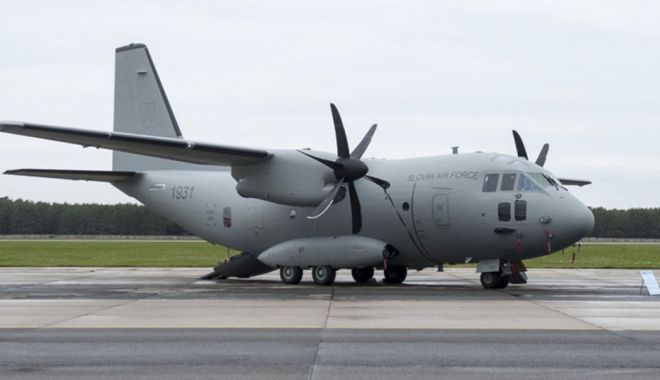 Pacient cu arsuri, transportat cu o aeronavă C-27J Spartan spre Munchen - 1-1608467585.jpg