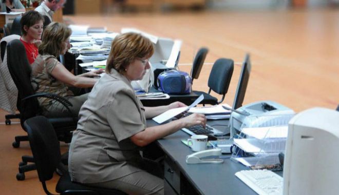 Program de Guvernare. Funcționarii publici vor fi evaluați de cetățeni - 1-1608720632.jpg