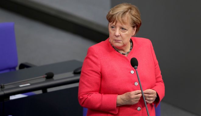 Merkel consideră „problematică” închiderea de către Facebook, Twitter a conturilor lui Trump - 1-1610378220.jpg