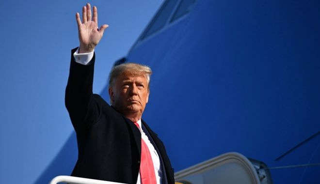 VIDEO. Donald Trump a părăsit Casa Albă - 1-1611148835.jpg