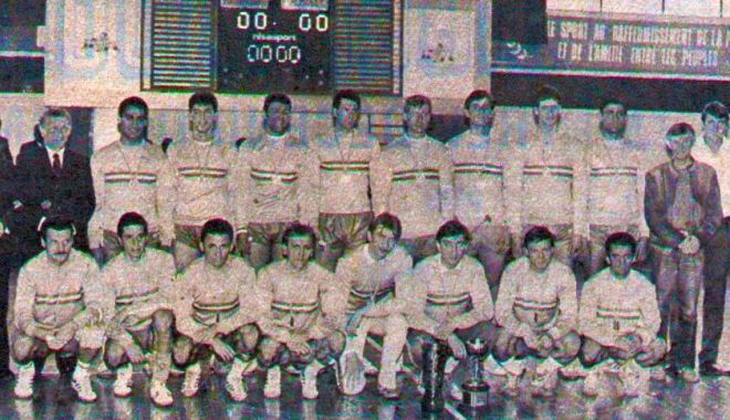 Doliu în handbalul românesc. A murit profesorul Vasile Fărcaș - 1-1634632054.jpg