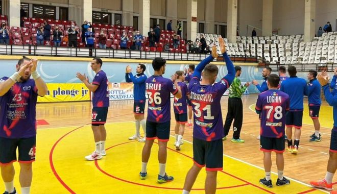 Credit tineretului! HC Dobrogea Sud a spulberat Vasluiul şi rămâne în „coasta” lui Dinamo - 1-1635161951.jpg