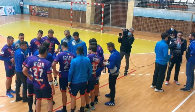 Handbal / HC Dobrogea Sud, două meciuri în trei zile. „Trebuie să le câştigăm, să ne consolidăm poziţia de top” - 1-1636634461.jpg