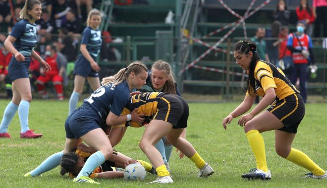 Rugby / Cupa României și Cupa AIR la rugby 7 feminin, pe stadionul „Arcul de Triumf” - 1-1637660068.jpg