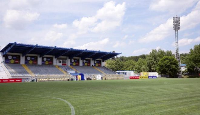 Fotbal / Gazon hibrid pe terenul 1 al Centrului Național de Fotbal Mogoșoaia - 1-1639581986.jpg
