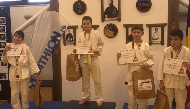Judo / Medalii pentru judoka de la CS Năvodari la Cupa Moş Crăciun - 1-1640606696.jpg