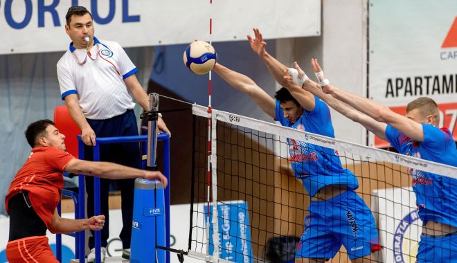 Volei / Campioana CSM Arcada Galaţi, victorie confortabilă în meciul cu Olimpia Titanii Bucureşti - 1-1642147350.jpg