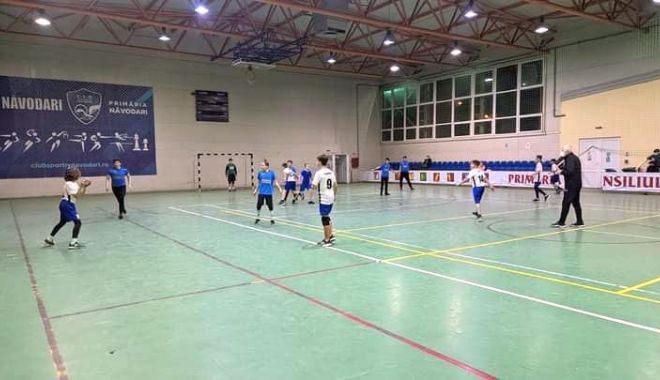 Handbal / Juniorii de la CS Năvodari, victorie fără drept de apel în amicalul cu HC Omer - 1-1642590876.jpg