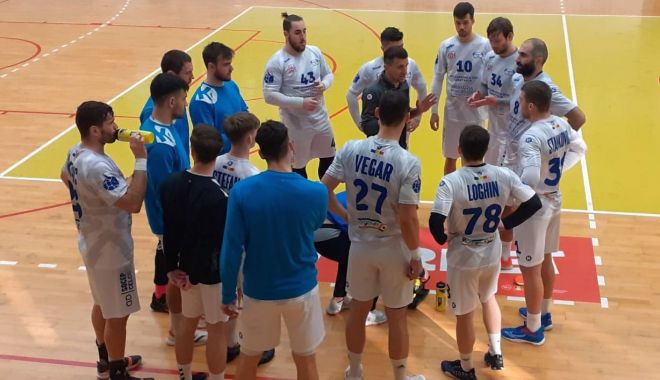 Miza pe tineret! HC Dobrogea Sud, două victorii în amicalele cu CSM Alexandria - 1-1643022404.jpg